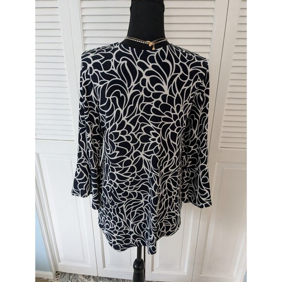 Chico's Travelers Top Womens S (Ch 0) Floral Bell Sleeve VNeck Liquid Knit Tunic - Picture 7 of 11